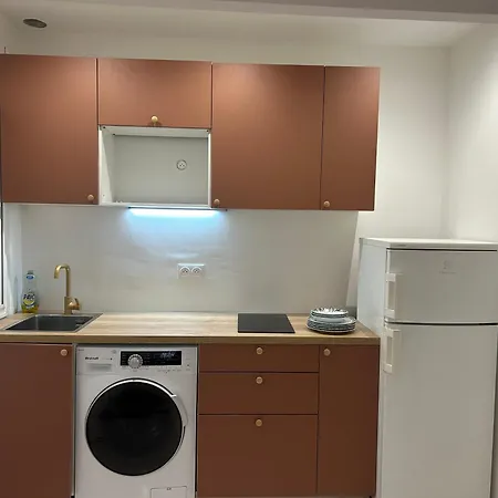 La Mascotte Apartment *